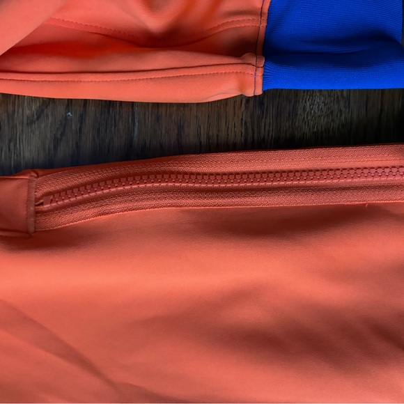 Nike New York Knicks Team Issue Warmup Pregame Hoodie Men Sz  XL Tall FB5730-495 - Picture 8 of 9